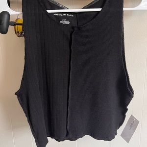 Black crop tank top